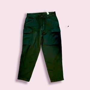 BRAND: Zara / SIZE: USA 34/ COLOR: Military Green